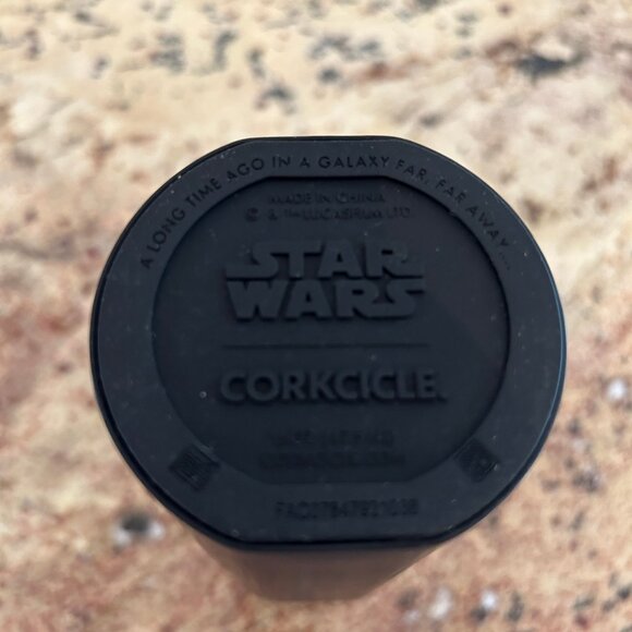 Corkcicle Darth Vader - Picture 11 of 12
